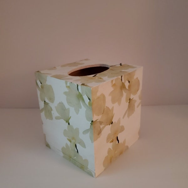 Magnolia Wooden Tissue Box Cover