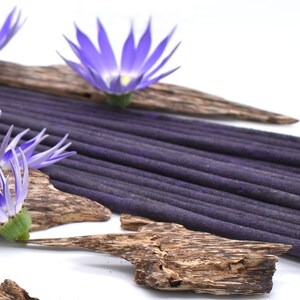 Organic Blue Lotus & Oud - Hand-Rolled Temple Grade Natural Incense Sticks