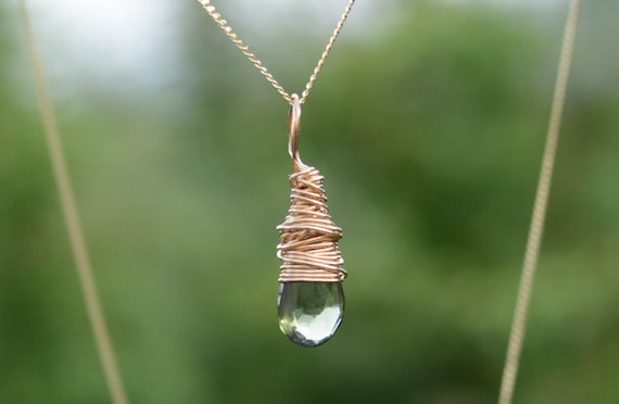 Handmade Moldavite Gold Pendant: Genuine Czech Moldavite