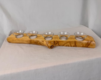 Candelabro de tronco de álamo con 5 velas votivas