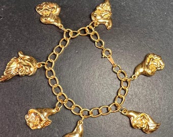 Vintage Disney Seven Dwarfs Gold Tone Charm Bracelet 6.5”