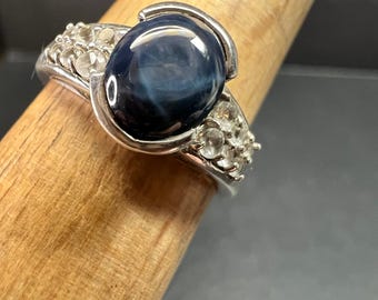 Vintage Star Sapphire & White Topaz Sterling Silver Ring 8