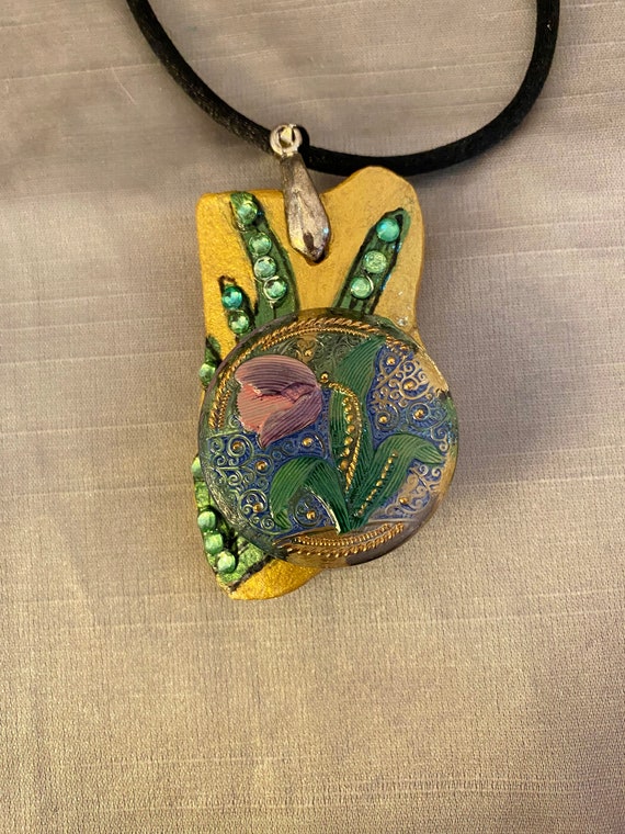 Flower Gourd Necklace:  Czech Glass Pink Tulip