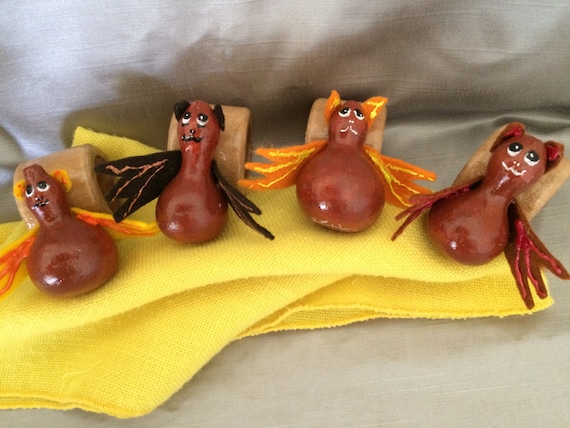 Gourd Napkin Rings:  Fall Bats