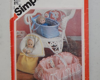 Vintage Doll Bed Carrier & Bunting Sewing Pattern up to 18" Doll Covered Baskets See Back of Envelope Simplicity 6056/ Uncut