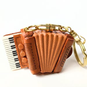 Accordion musical instrument classic 3D leather keychain bag charm *VANCA* Handmade in Japan #56121　
