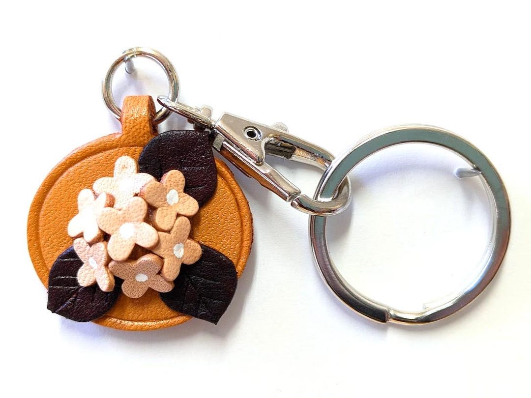 3D Leather Hydrangea Keychain, Purse Charm - Handmade in Japan - Etsy