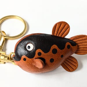 Blowfish fish aqua sea animal leather keychain bag charm *VANCA* Handmade in Japan #56166