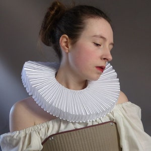 Satin Breiter Rüschenkragen Tudor Inspiriertes Historisches Kostümzubehör Anzieh Fantasy Reenactment