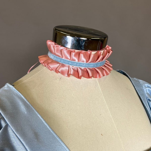 Ruffle Georgian Ribbon and Velvet Neck Choker Necklace 18th century / Victorian Jewellery costume