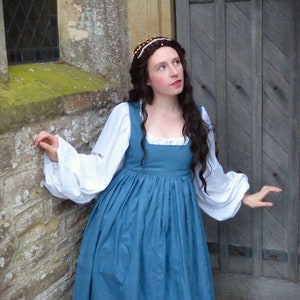 Ren Faire Villager Peasant&#39;s Linen Simple Dress Historical Fantasy Costume Re-enactment