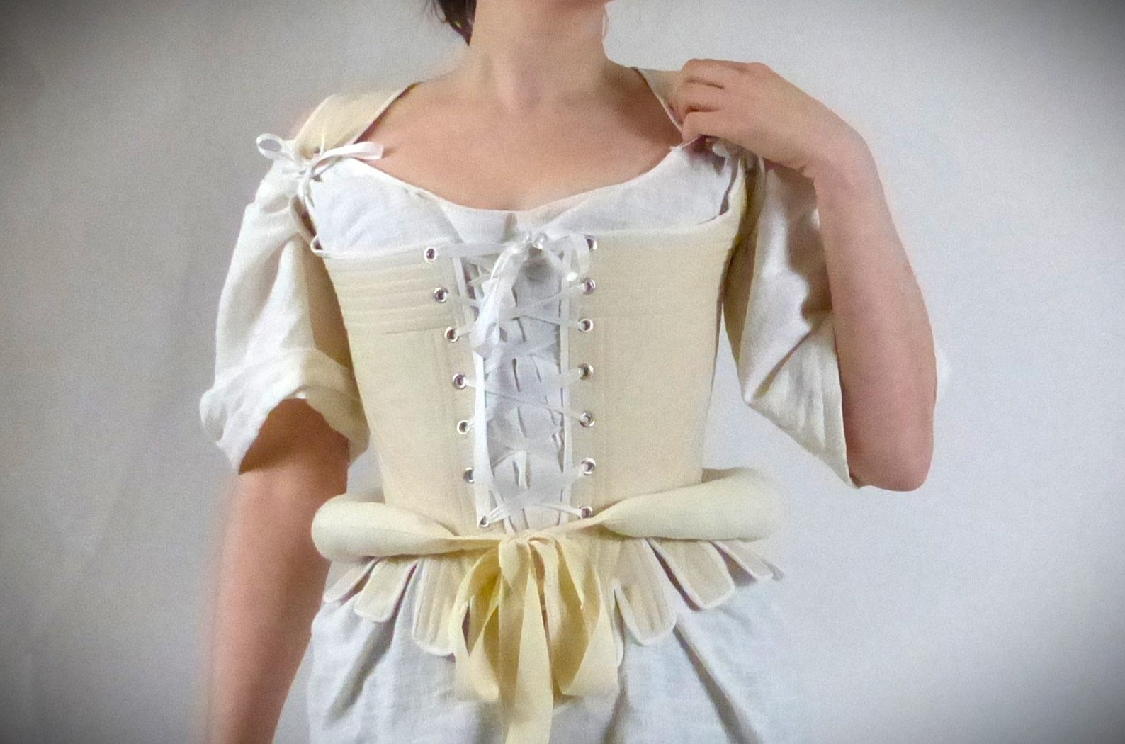 18th Century Bum Roll / Hip Pad Undergarments and Historic Dress ...