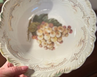 Beautiful large grapes painted bowl Bavaria