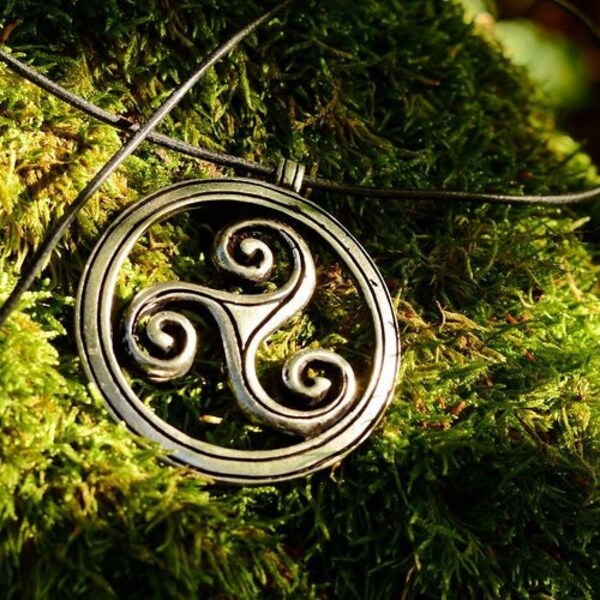 Keltisches Amulett Triskele - [00 Triskele 4/ G1 G-2]