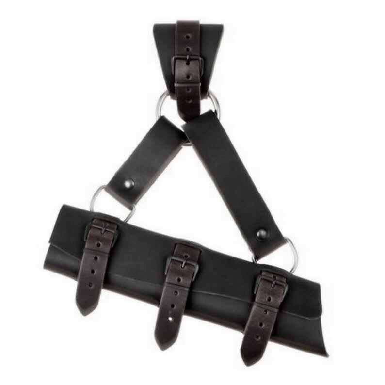 04 SSG 3 Sword hanger