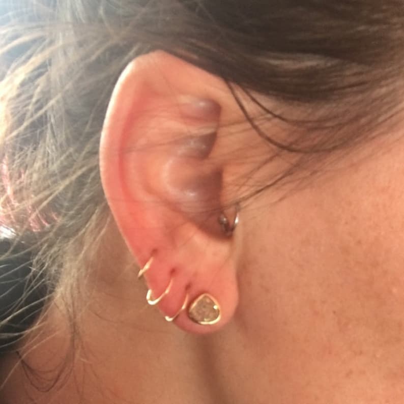 Minimalist Mini Cartilageendlesscatchlesstragushelixhex Ear Hugger Helix Piercing Hoops 14K solid Gold 22 gauge Cartilage Hoop