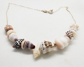 Handmade - Hawaiian - Seashell necklace 14k gold filled - 16 inch - chocker - one of a kind