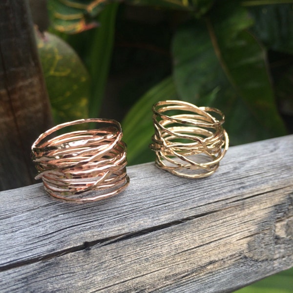 Bague métallique en or rose 14 carats - Style empilable emballé au hasard