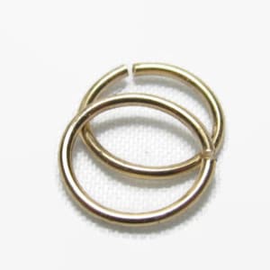 Pendientes de aro de cartílago calibre 18 en plata sterling, mini cartílago minimalista / sin fin / sin fin / tragus / hélice / hélice, aros de hélice, oreja abraza
