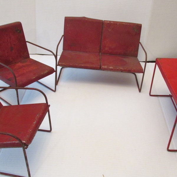 1940s METAL DOLL FURNITURE 4 Piece Patio Furniture Scotty Dog Decal Red Not Dollhouse Size