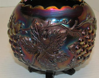 AMETHYST ROSE BOWL Carnival Glass Iridescent Grape Delight Pattern Footed Scallop Rim Dugan Glass