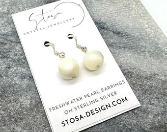 Minimalist Freshwater Pearl Earrings - Pearl Drop Earrings - Silver Pearl Earrings - Simple Pearl Earrings - Bridesmaid Gift