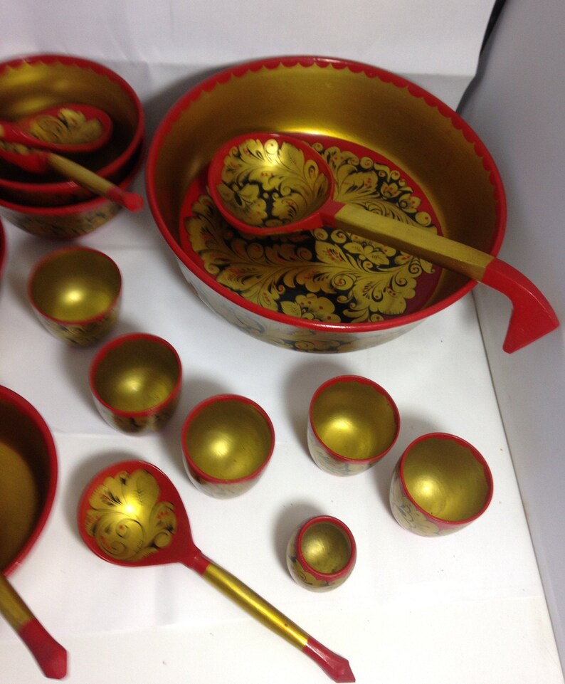 6 bowls,6spoons,6 cups,ladle,19pss yellow gold Vintage 1990s Russian black red hand painted lacquered nearly full set