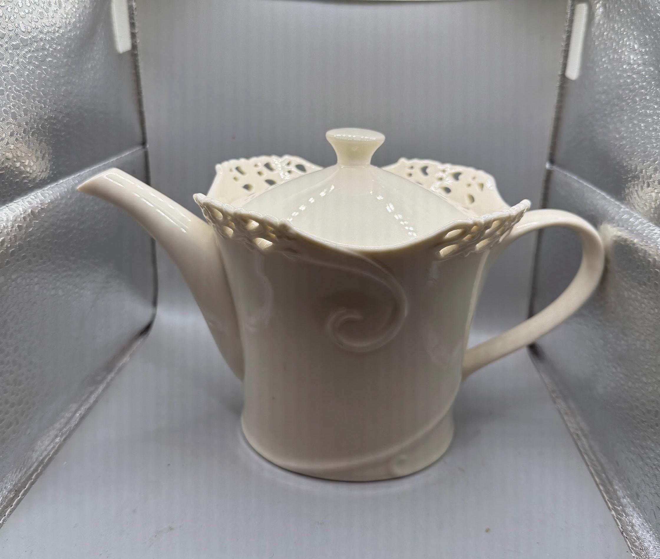 Animal and Co Teapot - Etsy