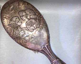 アンティークの木製と花柄の金属装飾のヘアブラシ - Etsy 日本