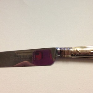 Vintage 1977 Queens Pattern Hallmarked Silver Handle cheese knife, Sheffield, England