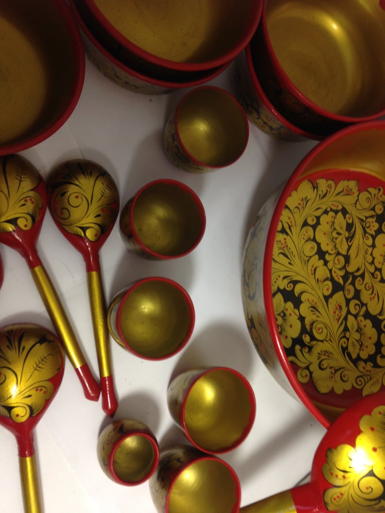 6 bowls,6spoons,6 cups,ladle,19pss yellow gold Vintage 1990s Russian black red hand painted lacquered nearly full set