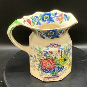 Vintage antiker Mason&#39;s Eisenstein Wasserkrug mit roten Rosen und blauer Dekoration made in England, rn 836741