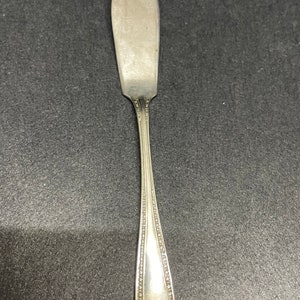 Antikes englisches kleines Buttermesser, versilbert, gemarkt epns,A