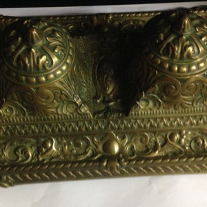 Antique French massive solid brass desk inkstand ,double inkwell with inkpots decorated with ornaments,marked on the bottom D L , DEPOSE ,N9