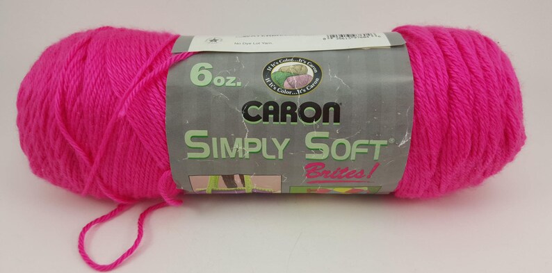 6 oz 315 yds Bright Pink Yarn # 9604 Watermelon No Dye Lot Yarn 100/% Acrylic Caron Simply Soft Brites Yarn