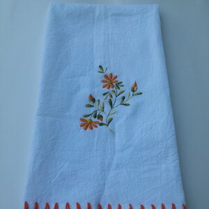 Handmade Machine Embroidered Kitchen Towel,Kitchen,Tea,Homemade,Handcrafted,Crochet Edge, Cotton,Hand Towel,Size: 21&quot;x 17&quot;