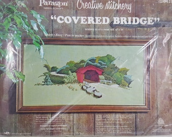 Vintage Paragon Needlecraft kreative Stitchery Kit, "Bedeckte Brücke", Bild Größe 17 "x 28", Stickerei Kit, Crewel Stickerei