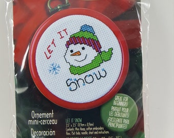 Kratka Bucilla Mini Hoop Ornament # 84663 Zestaw „Let It Snow”