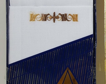 Vtg. Axxents 3 Embroidered Men&#39;s Handkerchiefs