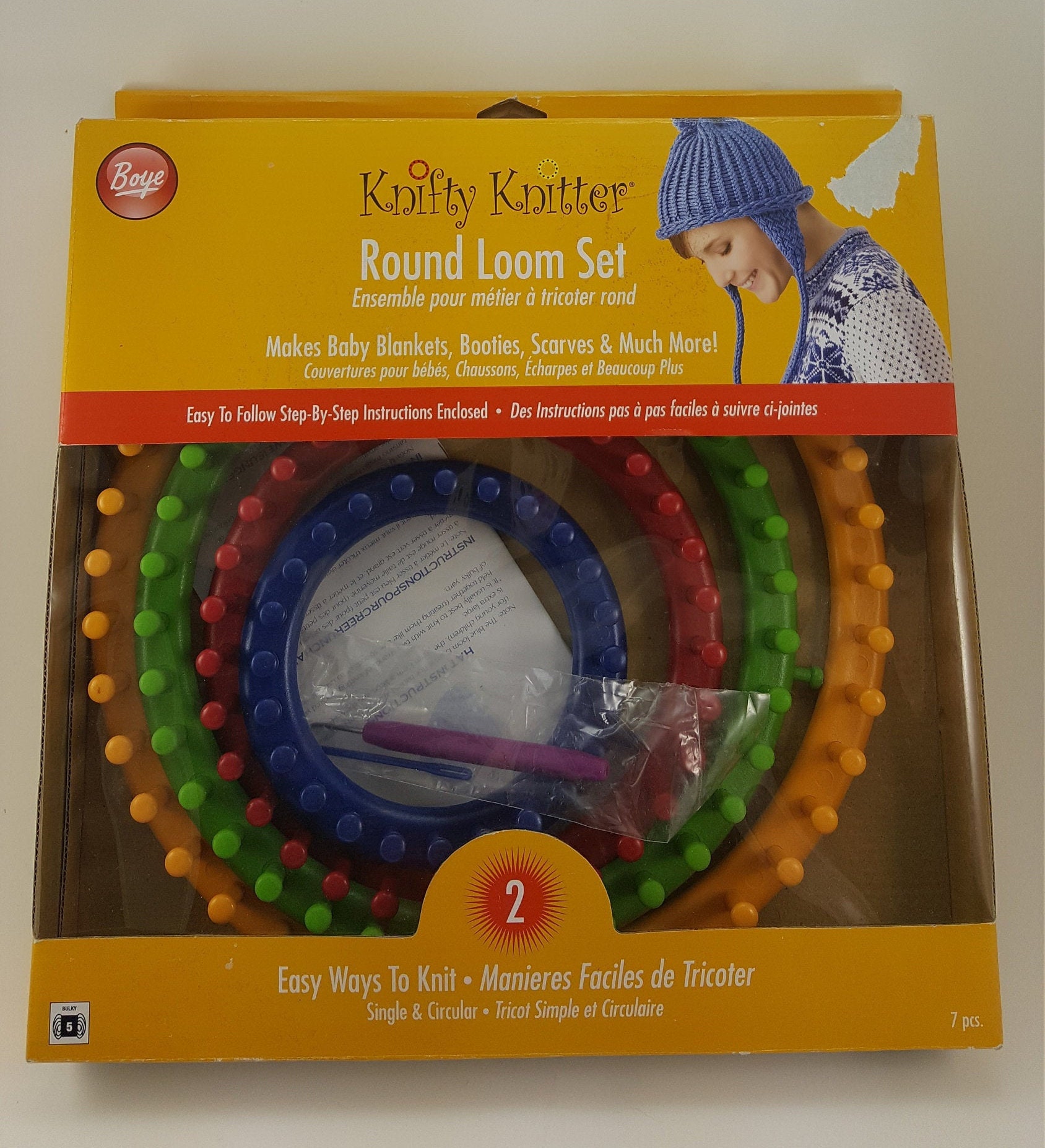 Genuine Knifty Knitter Round Loom Set with 4 Looms, Hook & Bag