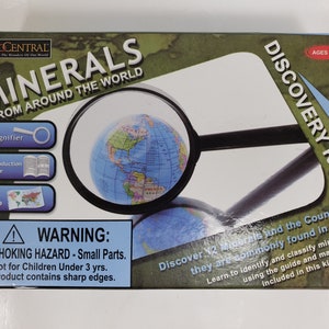 GeoCentral Minerals From Around The World Discovery Kit - Pre Owned