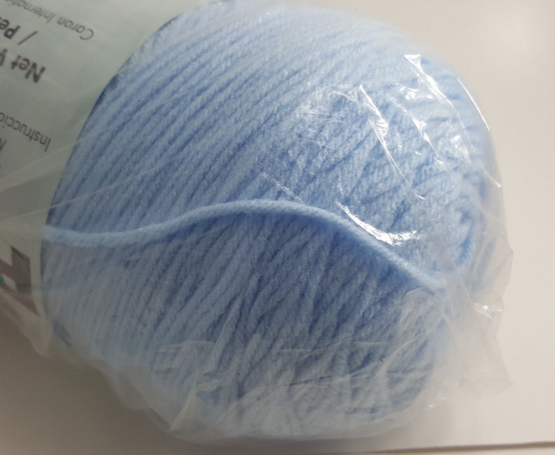 Caron One Pound #508Sky Blue Yarn,100/% Acrylic Dye Lot,4 Ply Worsted Weight,Super Value,Blanket,Hat,Crochet,Knitting Yarn,Fiber,Notion