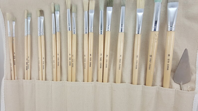 Artist Brushes Craft Brushes Set Of 18 Brushes Small Trowell Canvas Fabric Holder-Used Wooden Handles brushes Paint Brushes