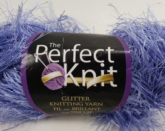 Lila Glitzer Strickgarn: 100% Polyester, 30 g