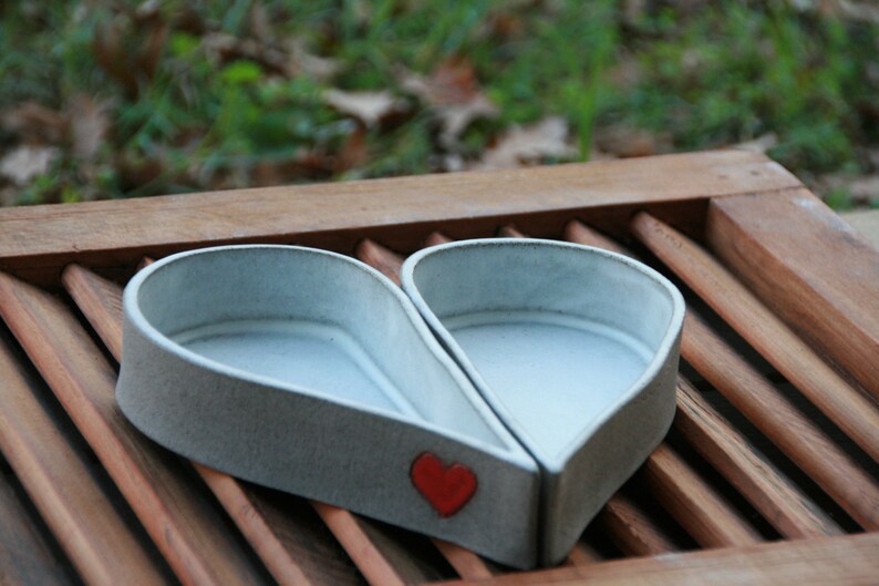 Pottery serving dishes heart shape serving plates ceramic tableware wedding gift image 3