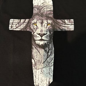 Lion printed cross  T-shirt shirt sleeves longs sleeves and hoodies Assorted Colors Adult Sizes S-5XL