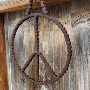 Welded Art - Beautiful Rusty Bike Chain Hippie Peace Sign Sculpture ~ Original Handmade
