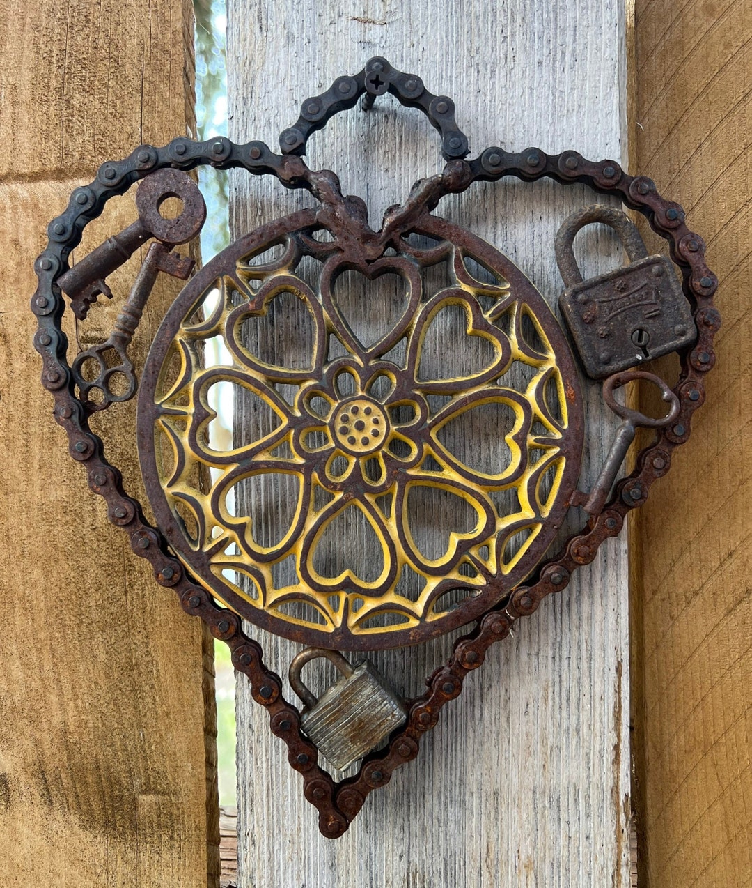 Welded Art Rusty Bike Chain Heart Medallion Art Locks & Keys Etsy