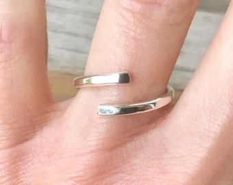 Hammered Sterling Silver Thumb Ring | Adjustable Split Band