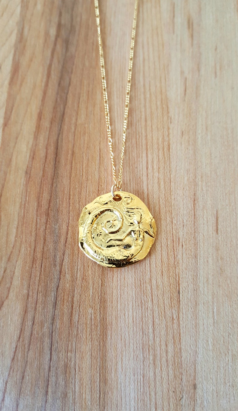 Dainty Mermaid Necklace Gold Mermaid Pendant Necklace Gold Filled Box Chain Mermaid Medallion Goddess Necklace Beachy Jewelry Layering Chain